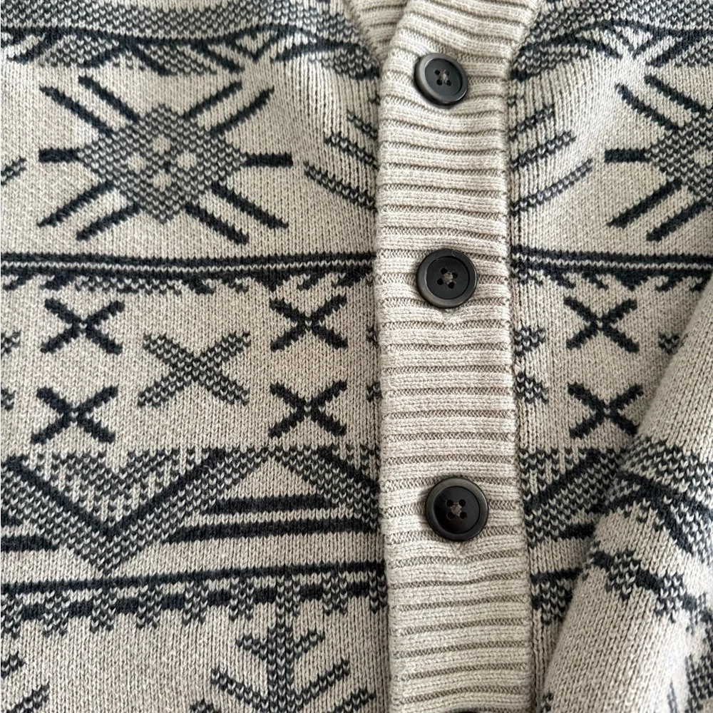 Sun + Stone Men's Cardigan in Beige and Black - Picture 4 of 5